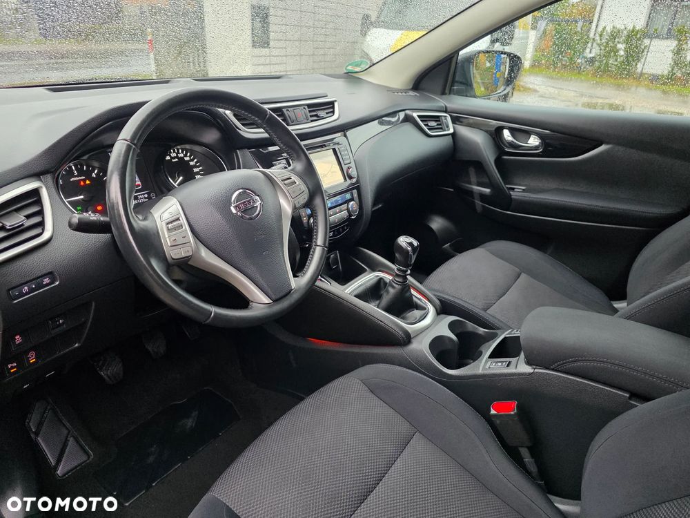 Nissan Qashqai 1.5 dCi N-Connecta - 18