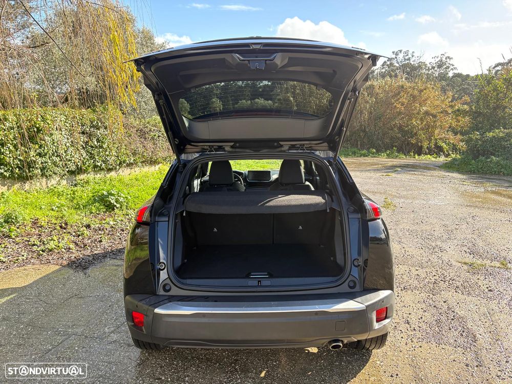 Peugeot 2008 BlueHDi 130 EAT8 GT - 38