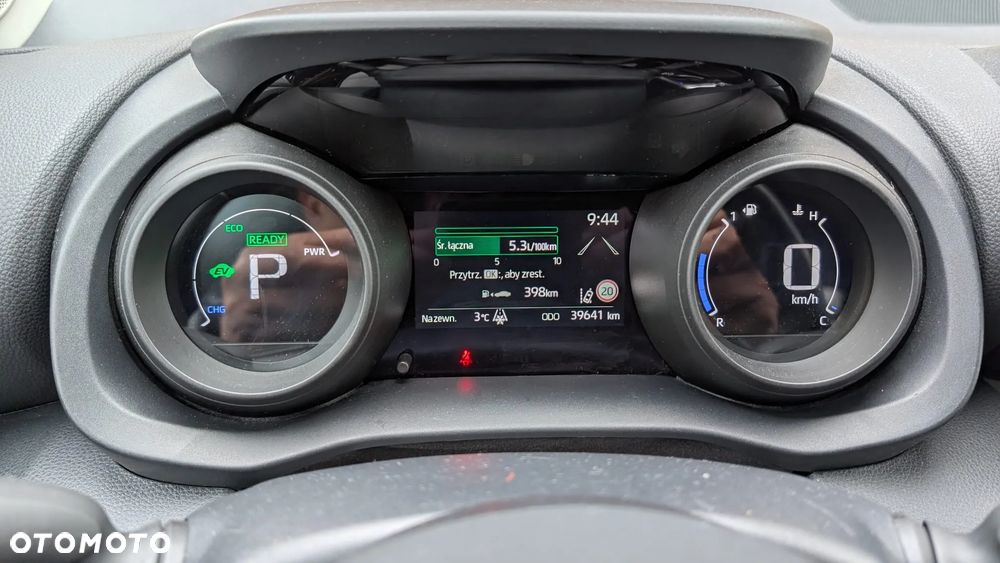 Toyota Yaris Hybrid 1.5 Style - 19