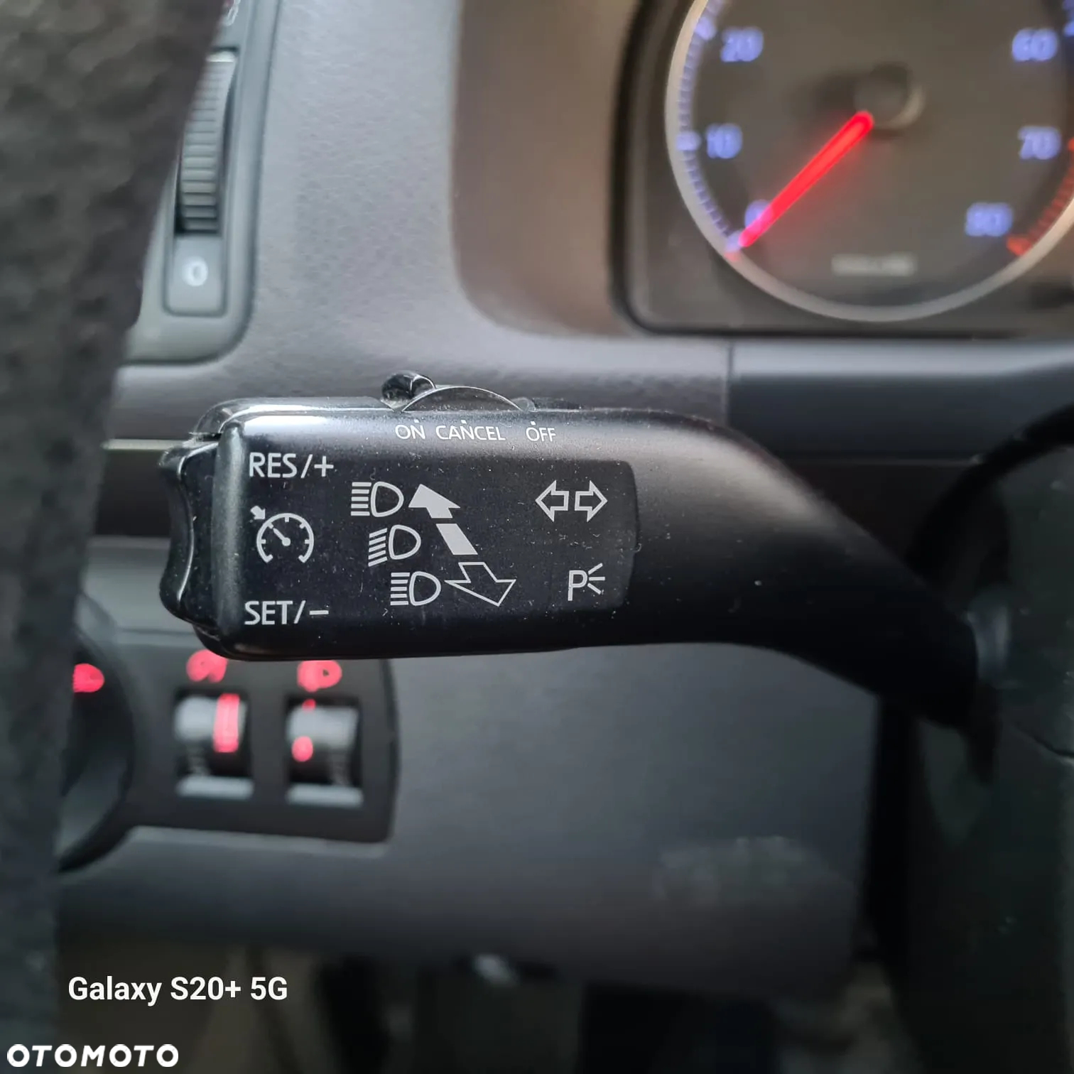 Volkswagen Touran 1.6 Freestyle - 16