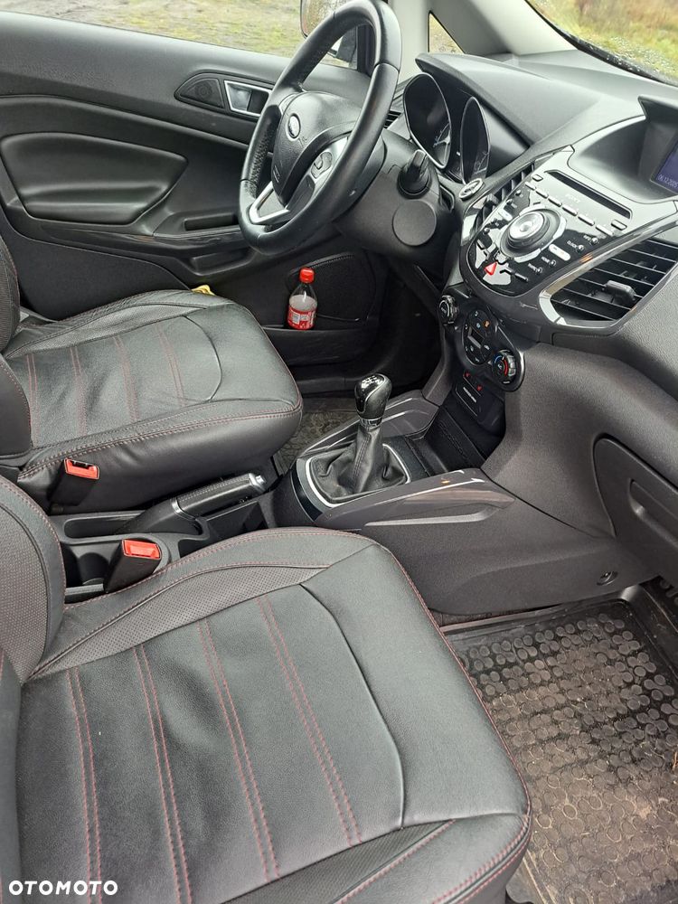 Ford EcoSport - 8