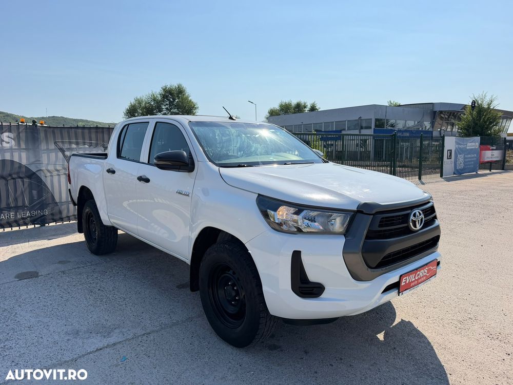 Toyota Hilux 2.4D 150CP 4x4 Double Cab 6MT Style - 5