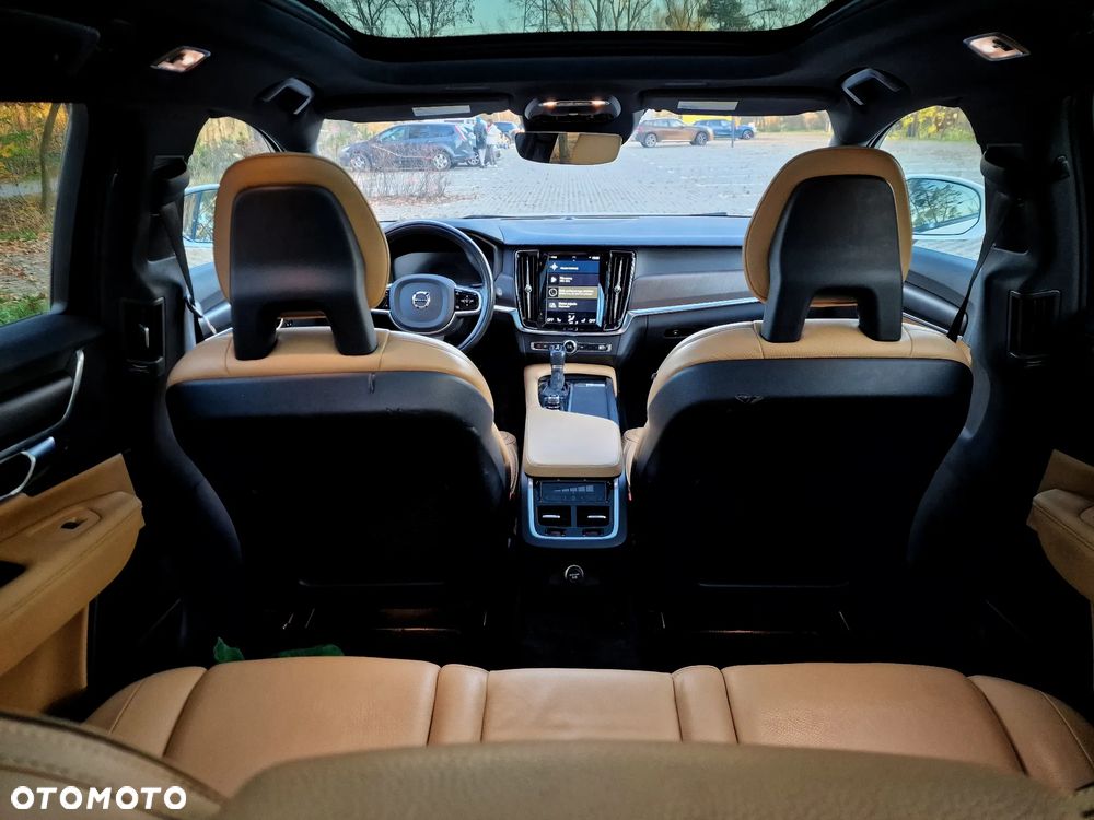 Volvo V90 T5 Momentum - 13