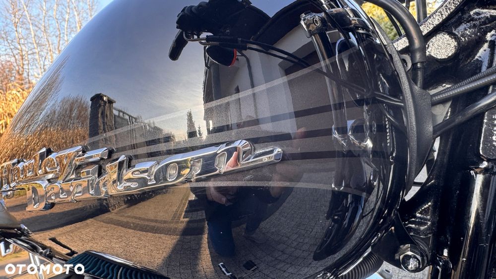 Harley-Davidson FXSB Breakout - 17