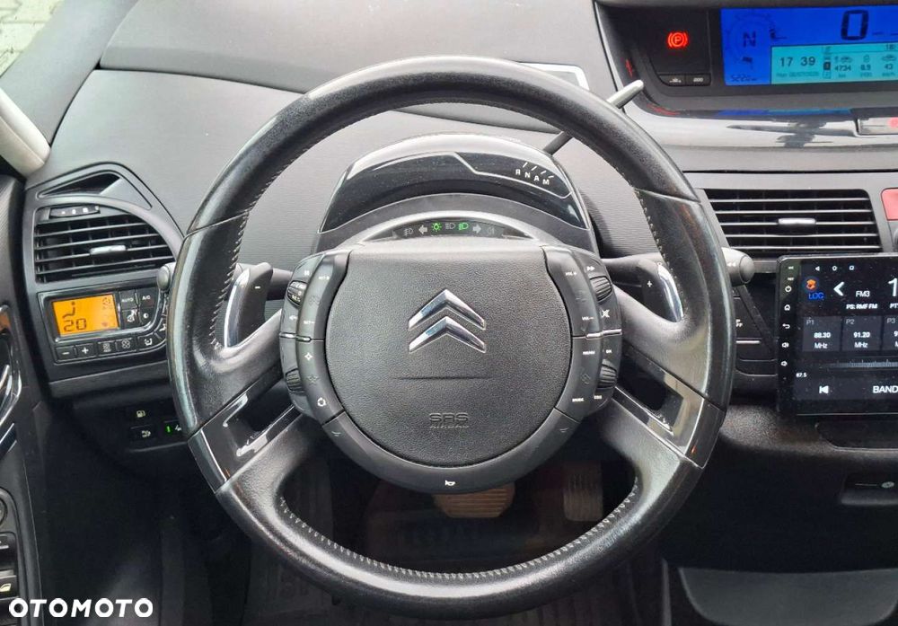 Citroën C4 Picasso - 24