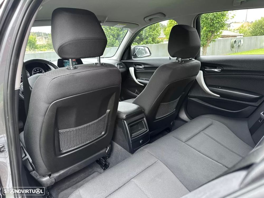 BMW 116 d Sport Line - 31