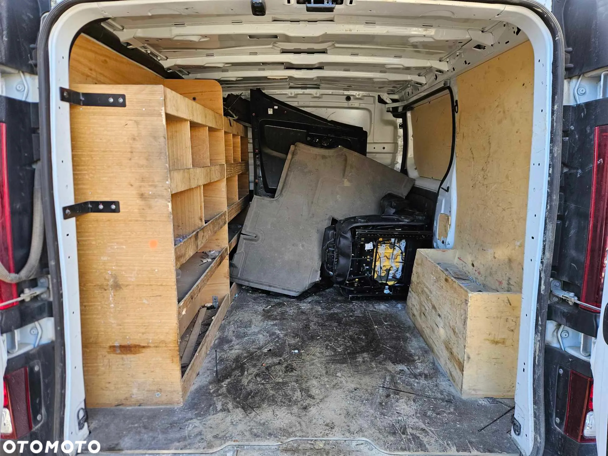 Renault TRAFIC  L1H1 2.0 DCI 150kM - 15