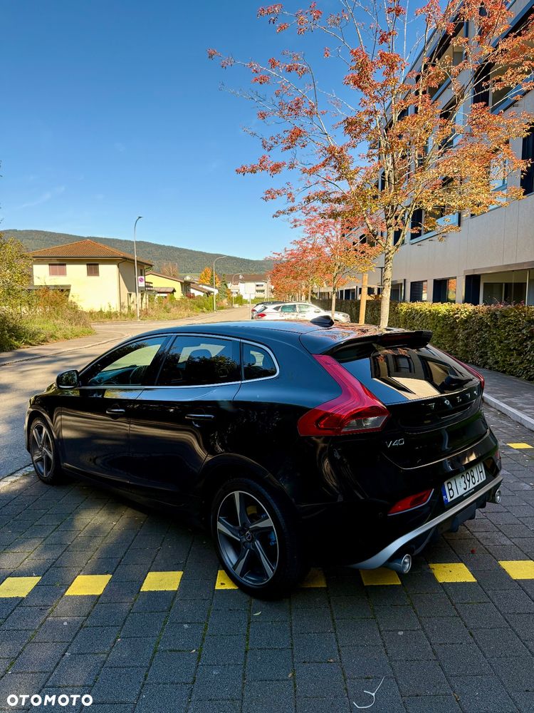Volvo V40 D3 Momentum - 3