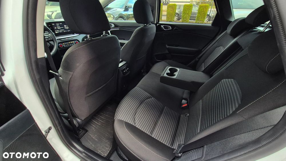 Kia Ceed 1.6 GDI PHEV L DCT - 18