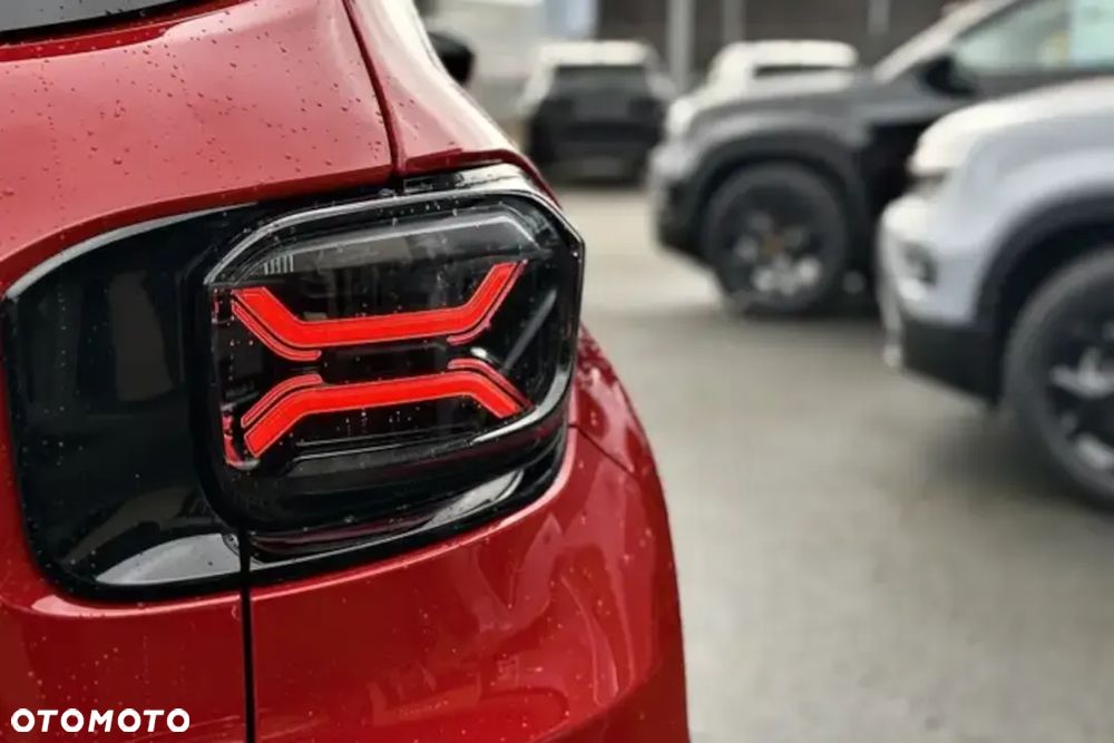 Jeep Avenger 1.2 T3 mHEV Summit FWD eDCT6 - 6