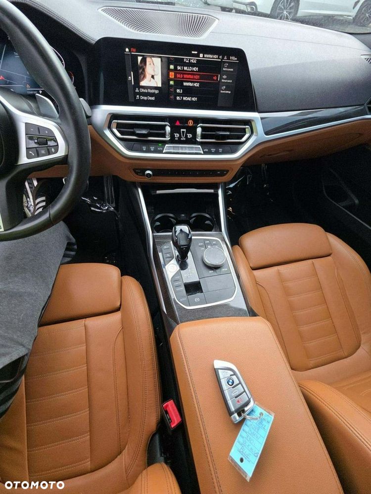 BMW Seria 3 330i xDrive M Sport - 7