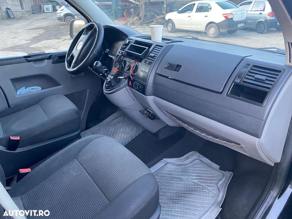 Volkswagen Transporter Shuttle 4MOTION Lang DPF - 7