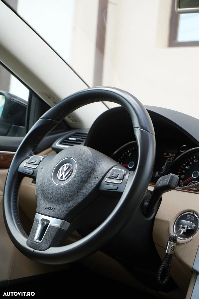 Volkswagen Passat CC 2.0 TDI 4Motion BlueMotion Technology DSG - 19