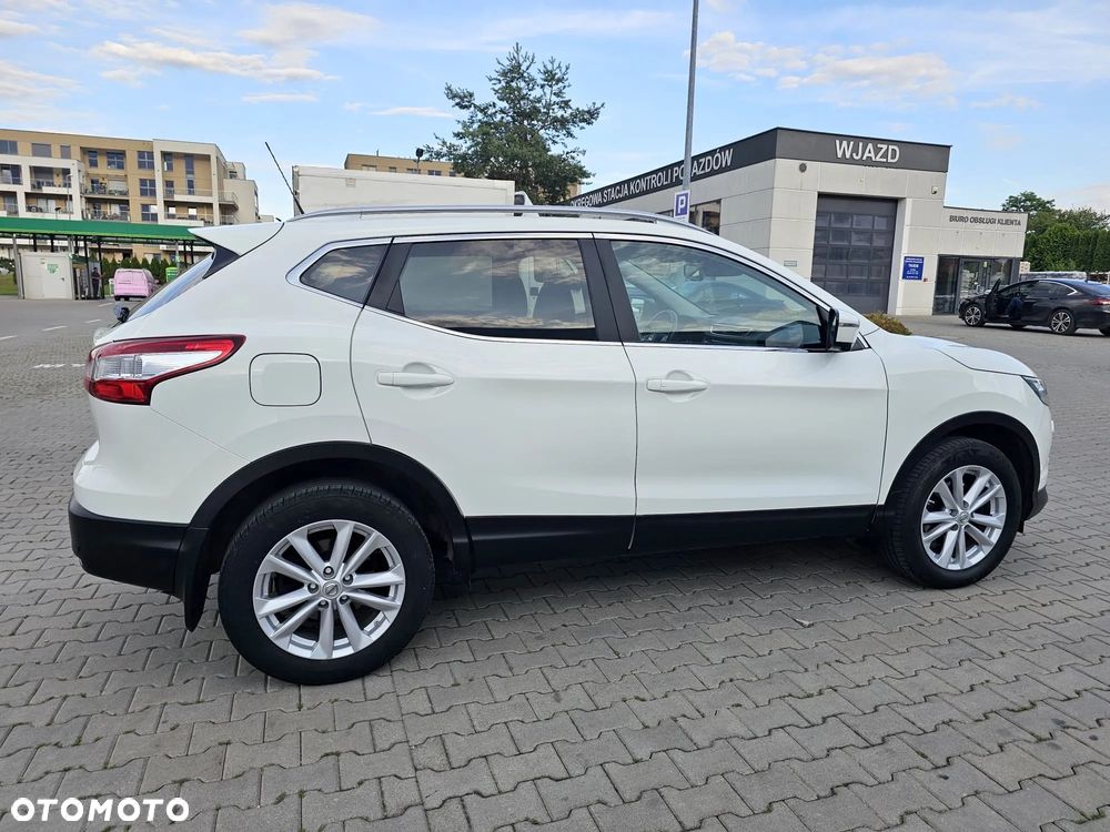 Nissan Qashqai 1.6 DIG-T Tekna - 18