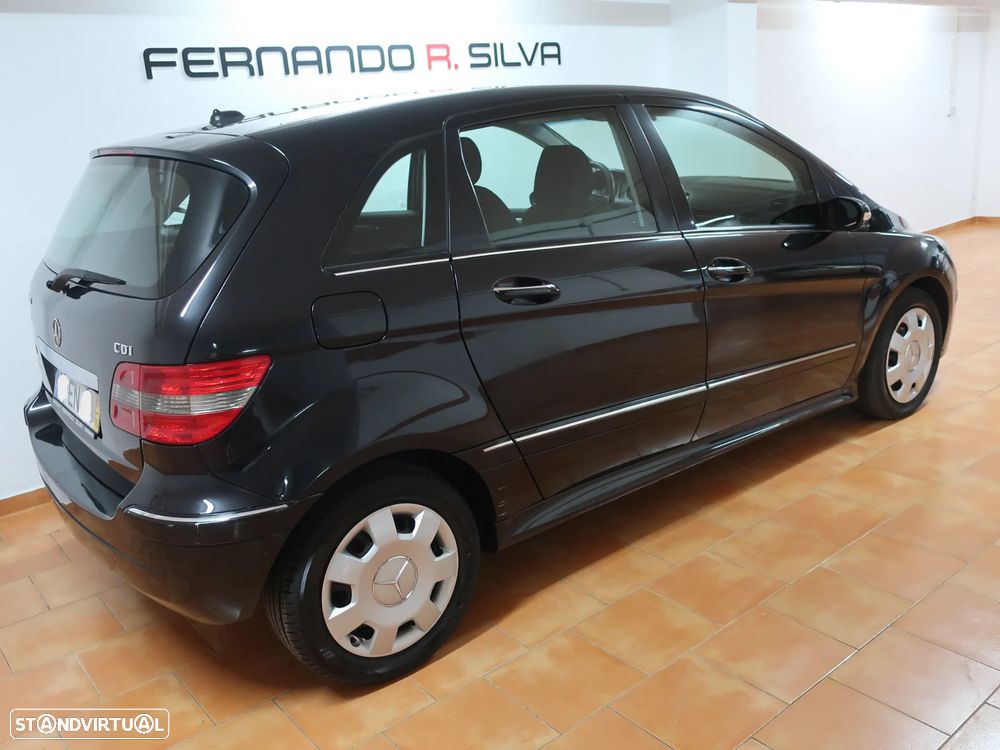 Mercedes-Benz B 180 CDi - 8