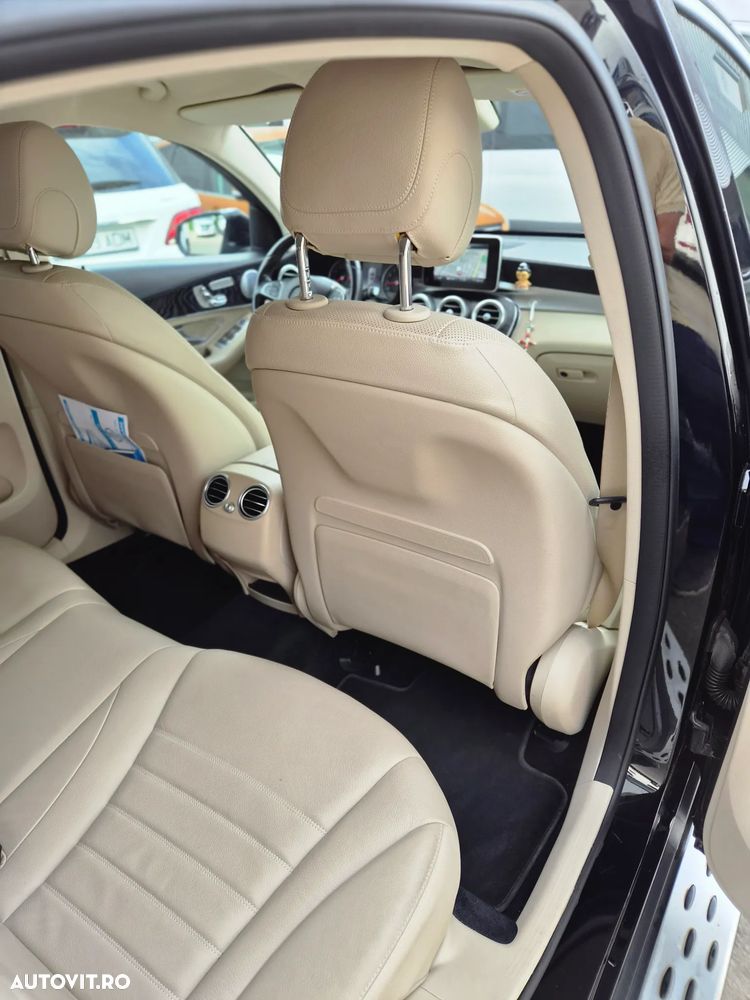 Mercedes-Benz GLC Coupe 250 4MATIC - 8