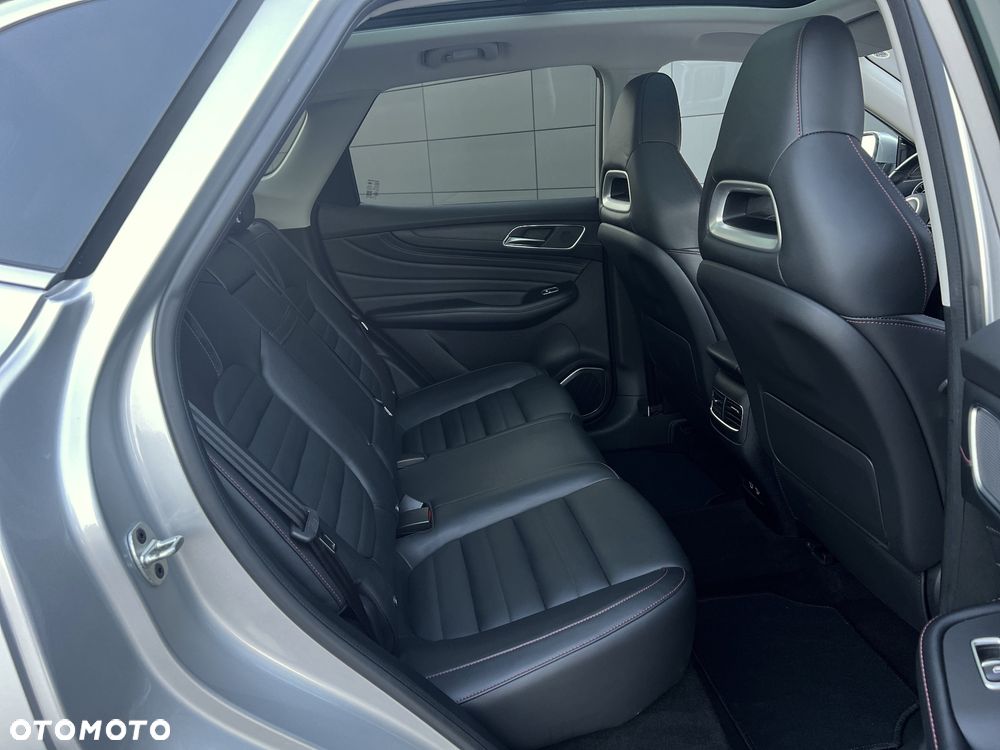 MG HS PHEV Luxury - 40