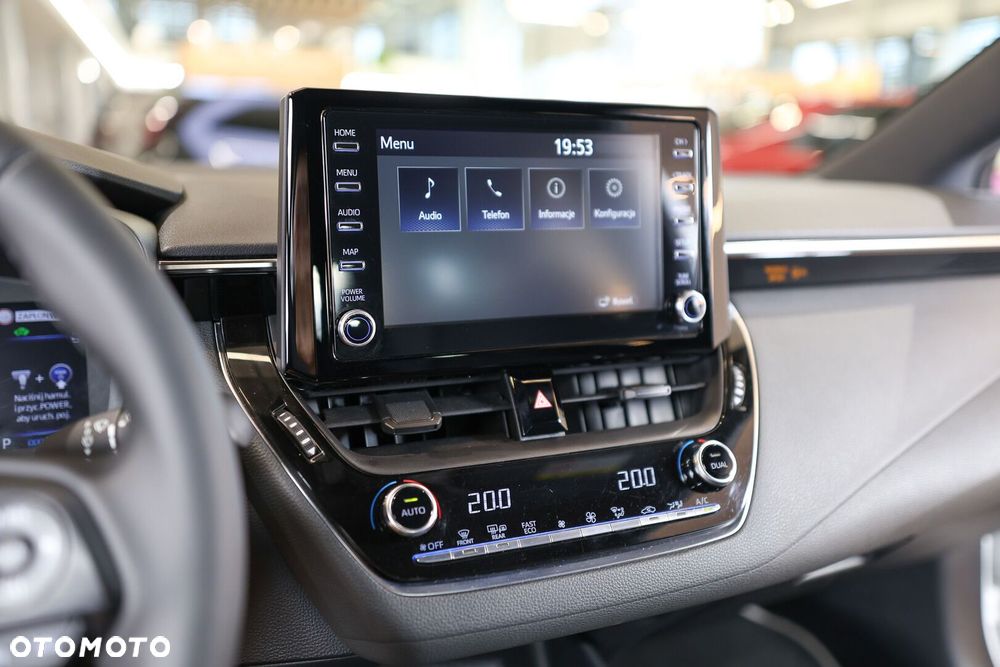 Toyota Corolla 1.8 Hybrid Active - 24