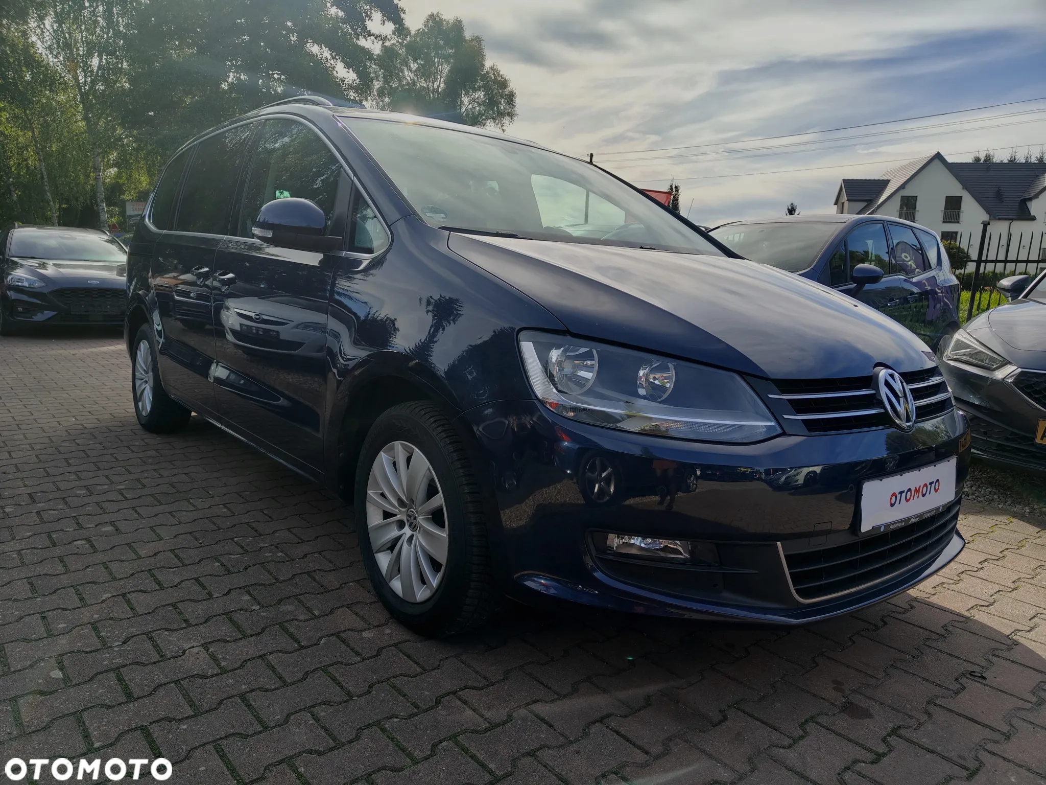 Volkswagen Sharan 2.0 TDI Trendline DSG - 3