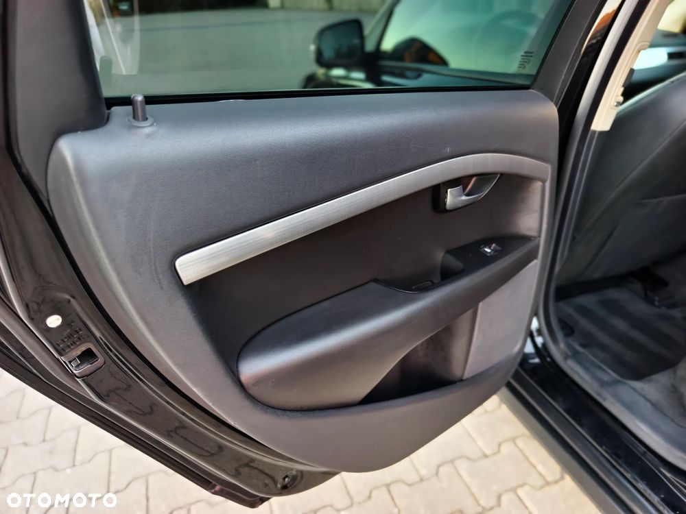 Volvo V70 2.0D Momentum - 10