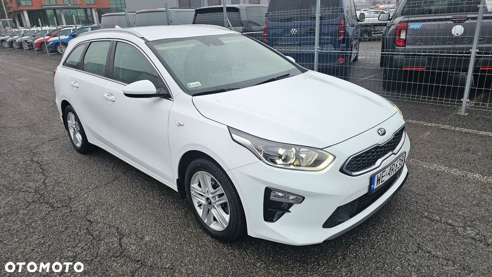 Kia Ceed 1.6 CRDi SCR M DCT - 2