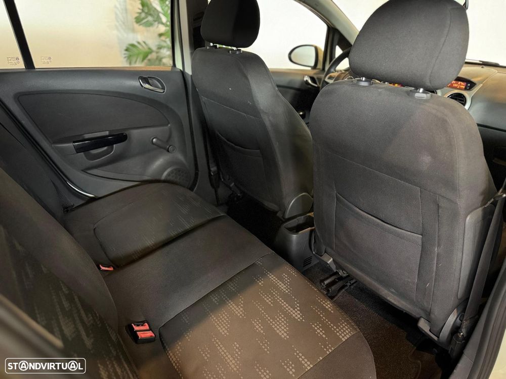 Opel Corsa 1.3 CDTI City - 23