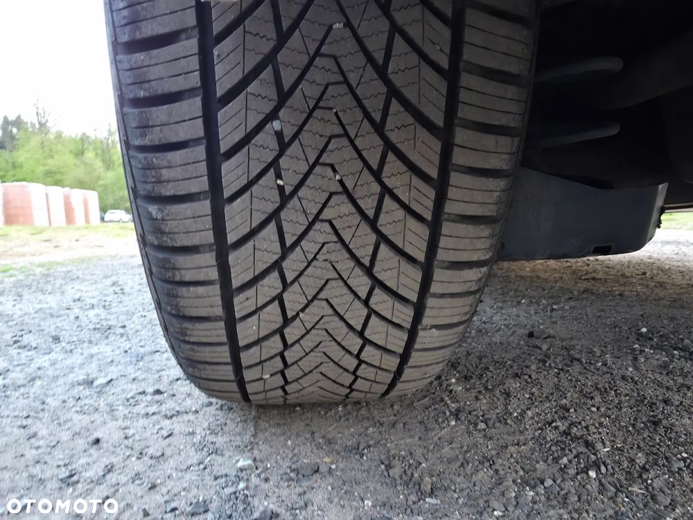 Peugeot 308 e-HDi 115 Stop & Start Allure - 21