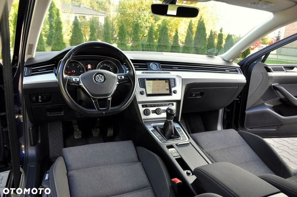 Volkswagen Passat Variant - 30