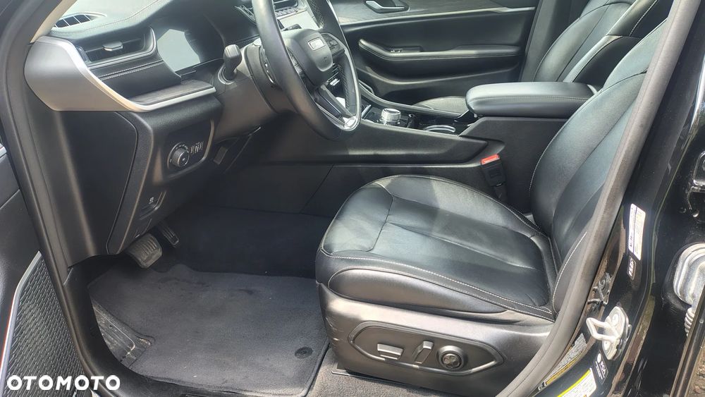 Jeep Grand Cherokee - 7