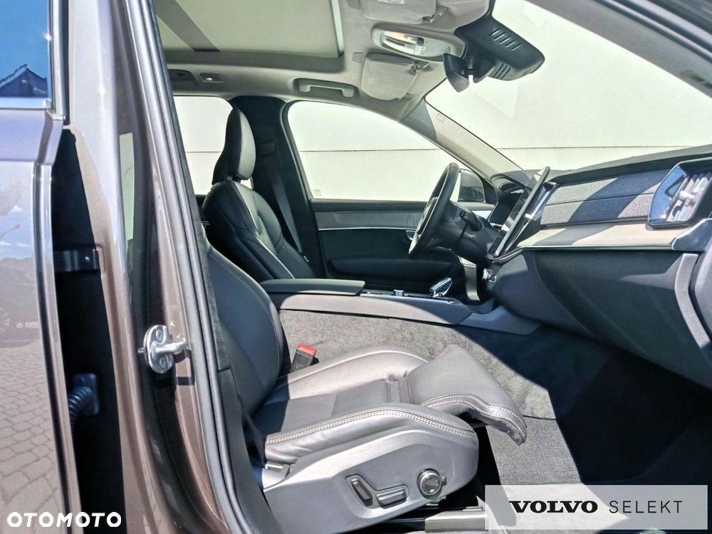 Volvo XC 90 - 17