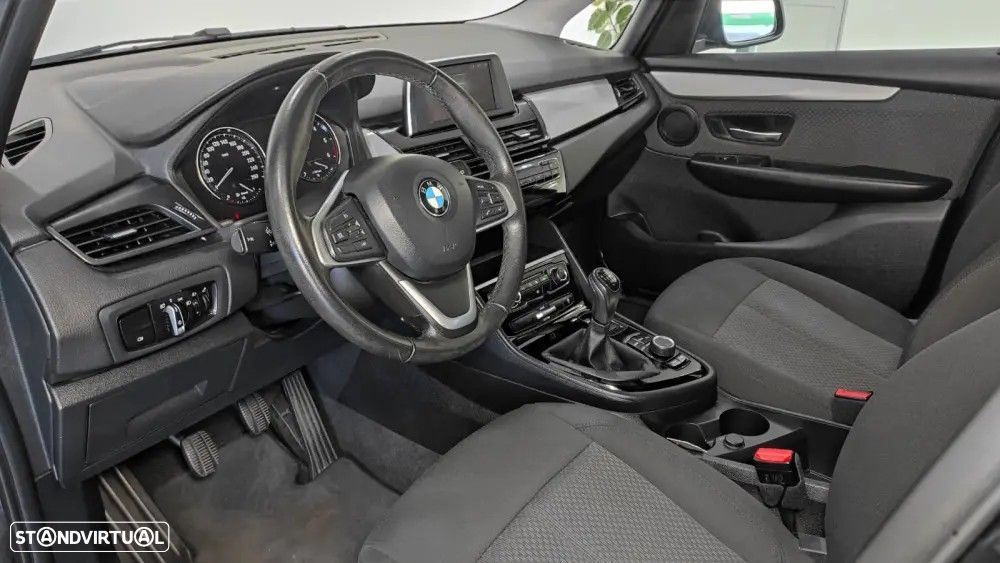BMW 216 Active Tourer d Advantage - 18