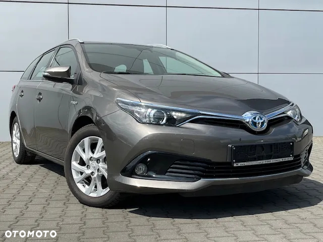 Toyota Auris Hybrid 135 Active - 6