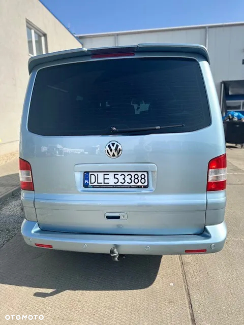 Volkswagen Multivan - 8