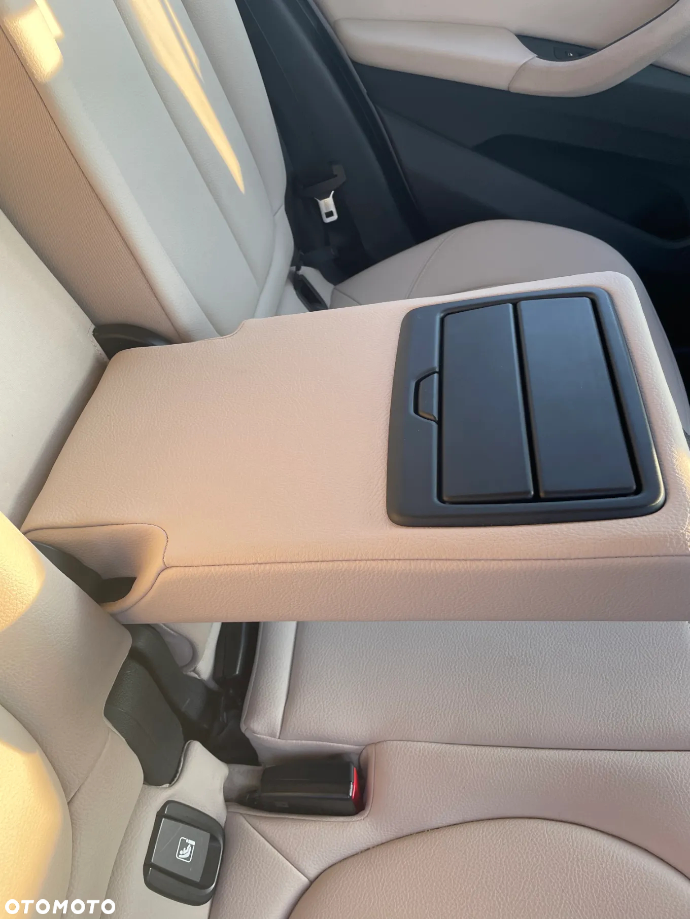 BMW X1 sDrive18i - 13