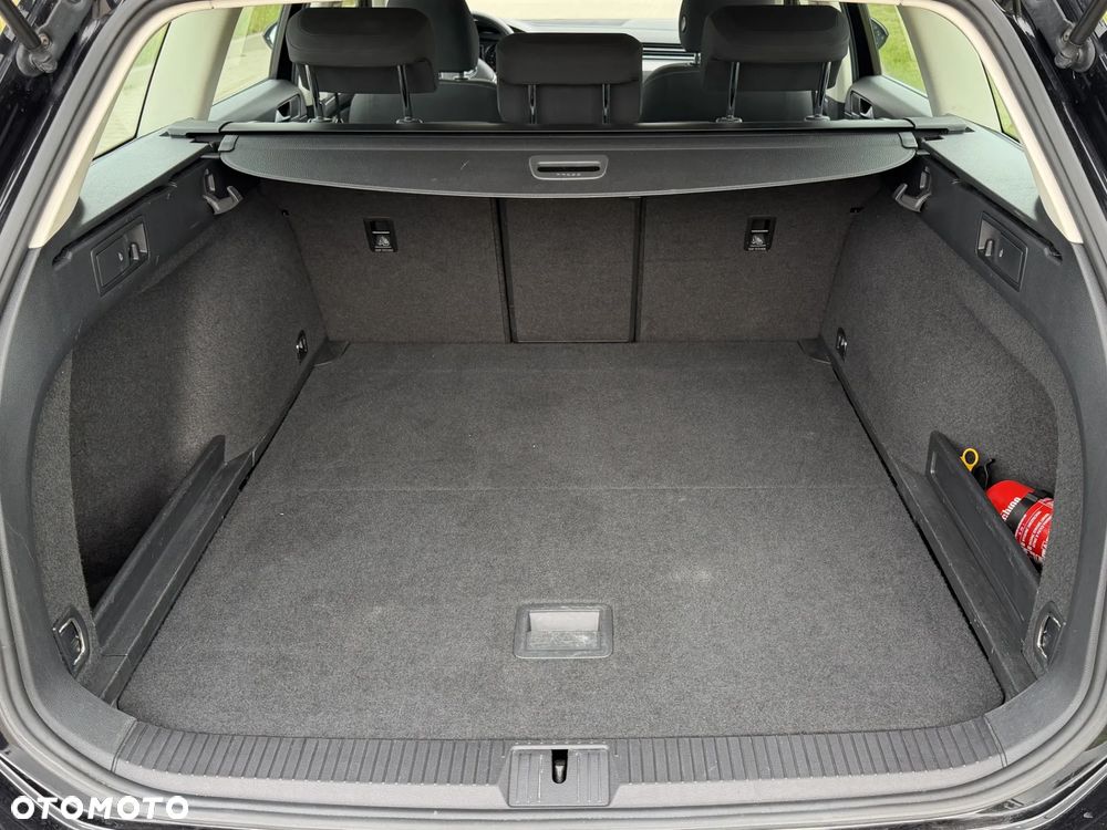 Volkswagen Passat Variant 1.4 TSI BMT Comfortline - 18