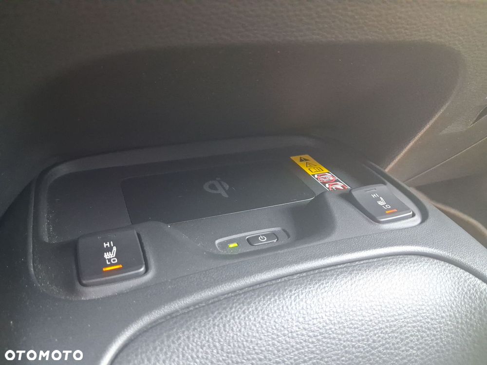 Toyota Corolla 1.8 Hybrid Comfort - 29
