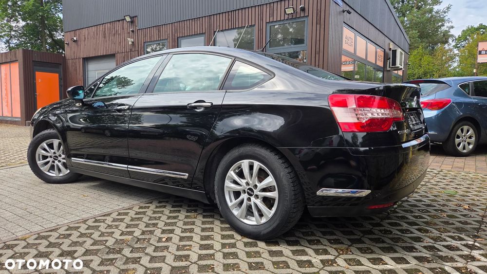 Citroën C5 2.0 16V Confort - 4