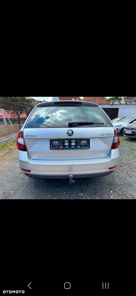Skoda Octavia 2.0 TDI DSG Style - 6