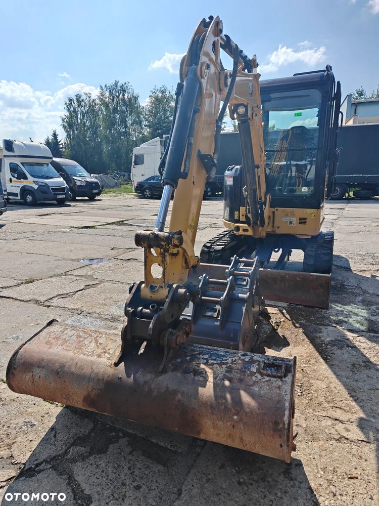 Caterpillar 302.7 - 4