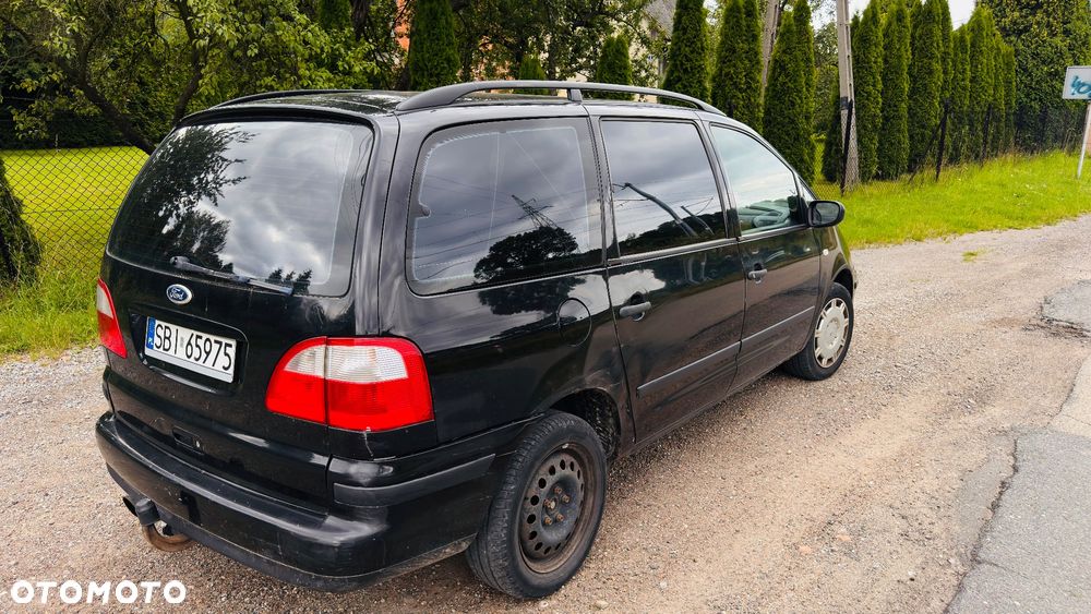 Ford Galaxy - 4
