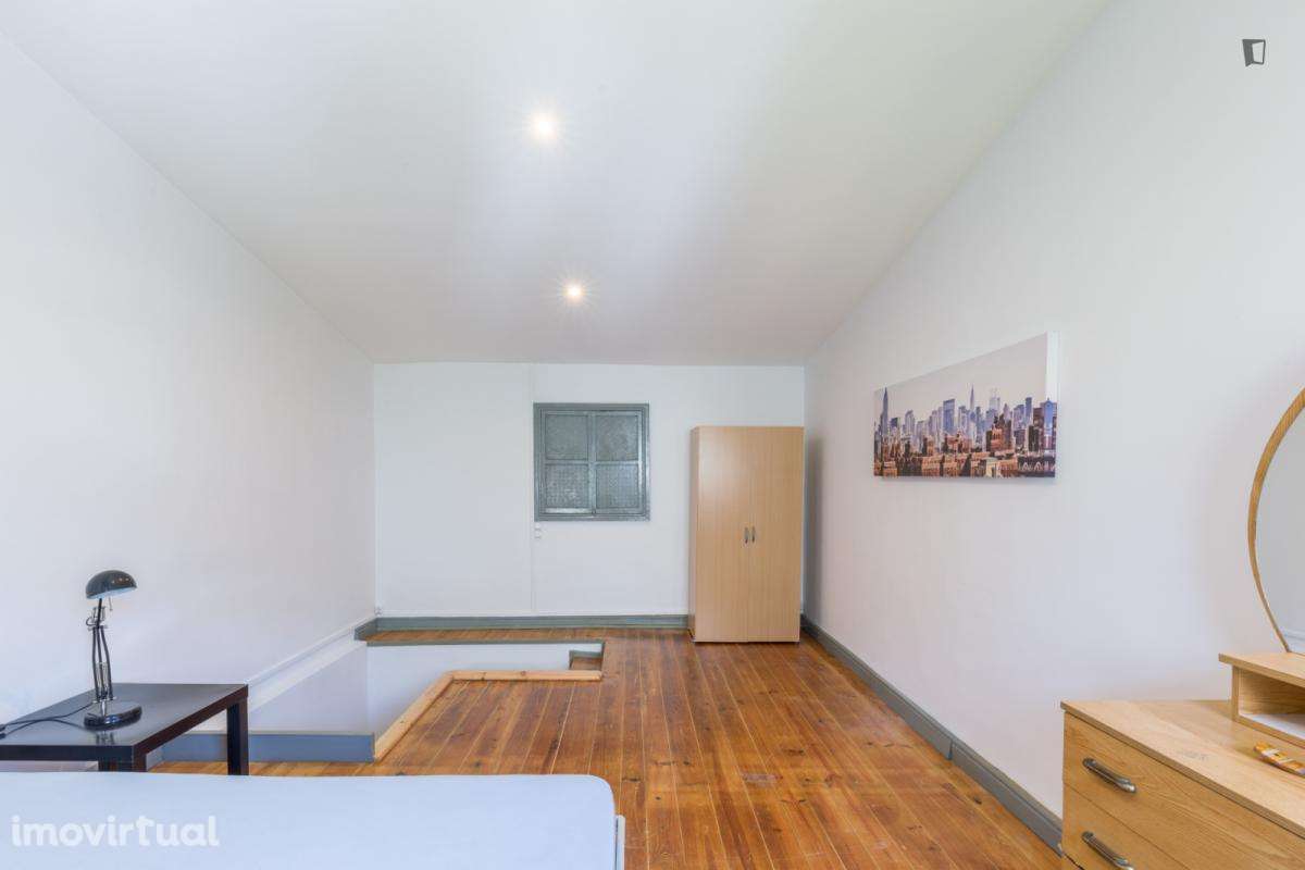 Casa com 1 quartos - localizado em Paranhos Porto - Grande imagem: 3/16