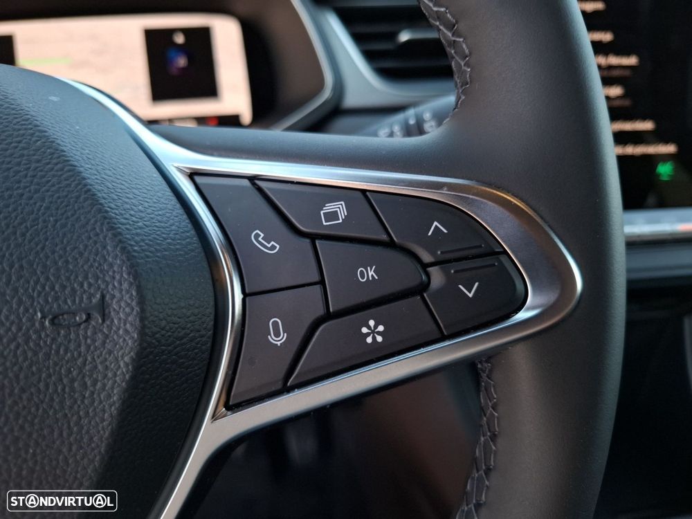 Renault Captur 1.0 TCe Techno Bi-Fuel - 17