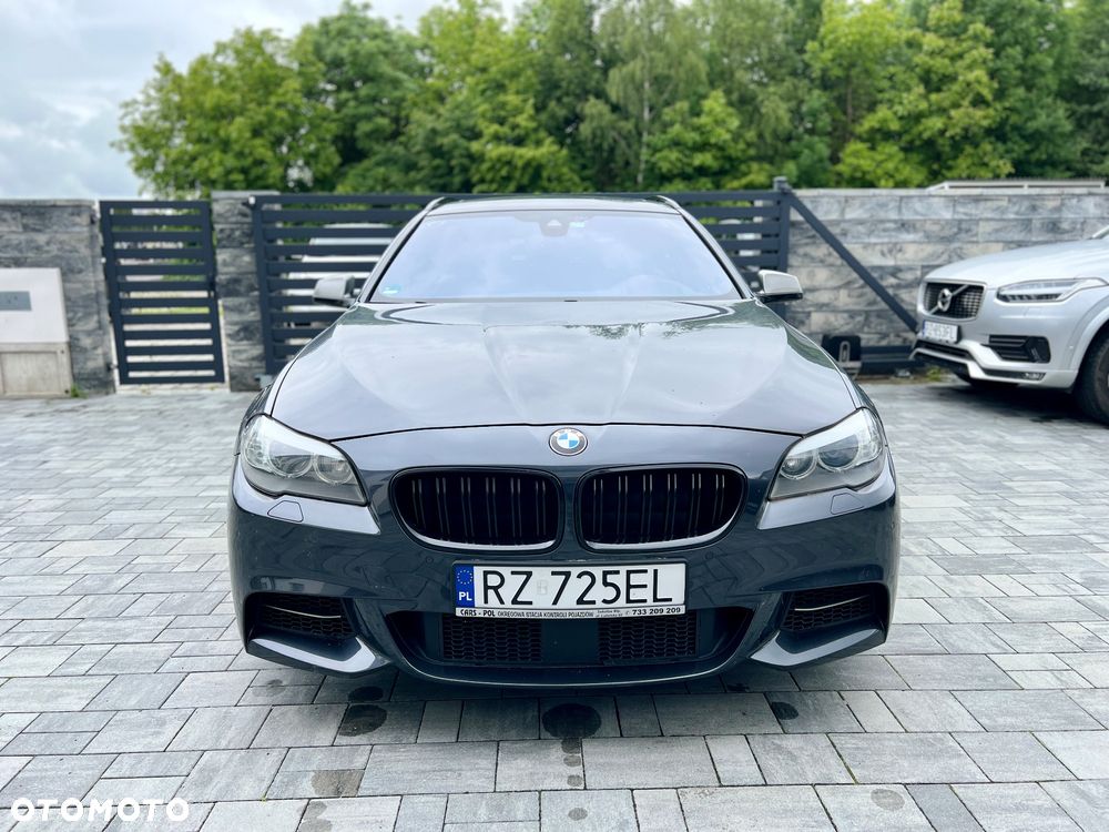 BMW Seria 5 M550d xDrive Touring Sport-Aut - 10