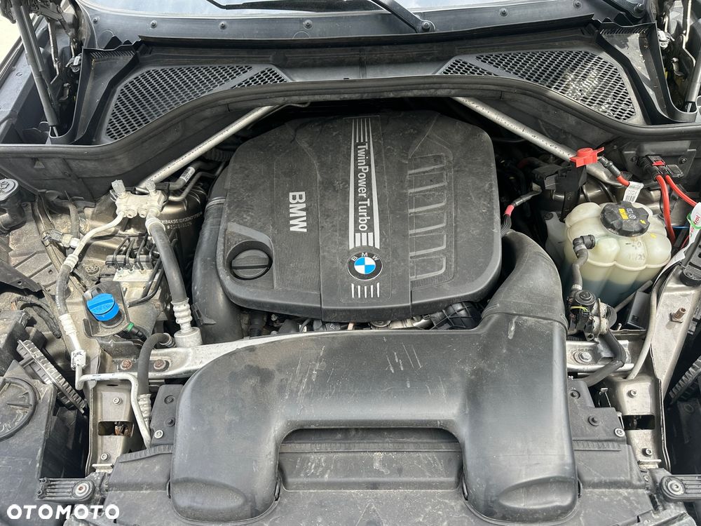BMW X5 xDrive40d - 38
