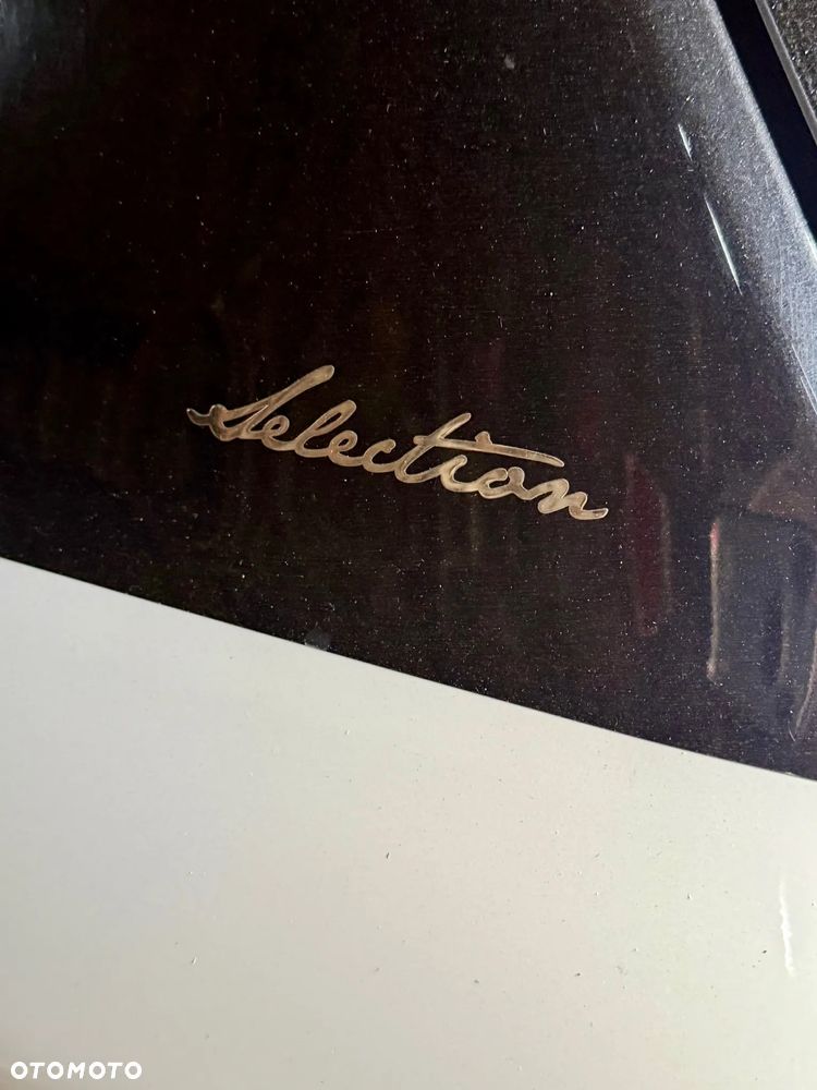 Toyota Yaris Hybrid 100 Selection Passion - 15