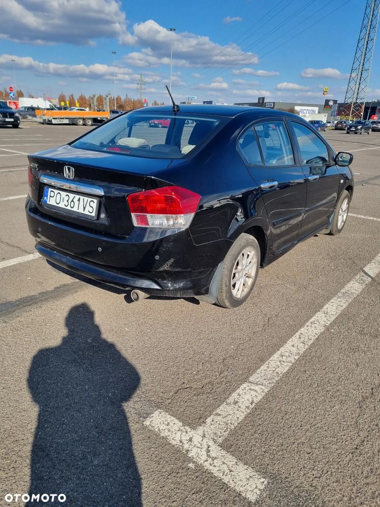 Honda City 1.4 Comfort - 8