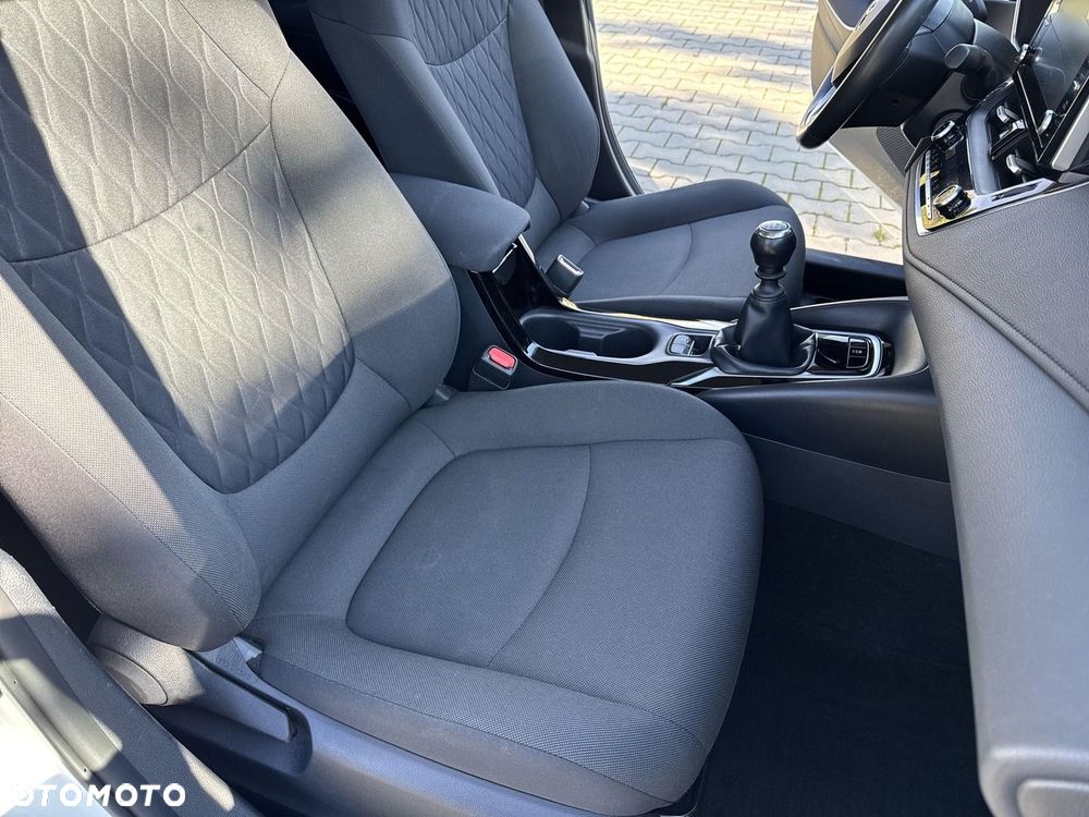 Toyota Corolla - 11