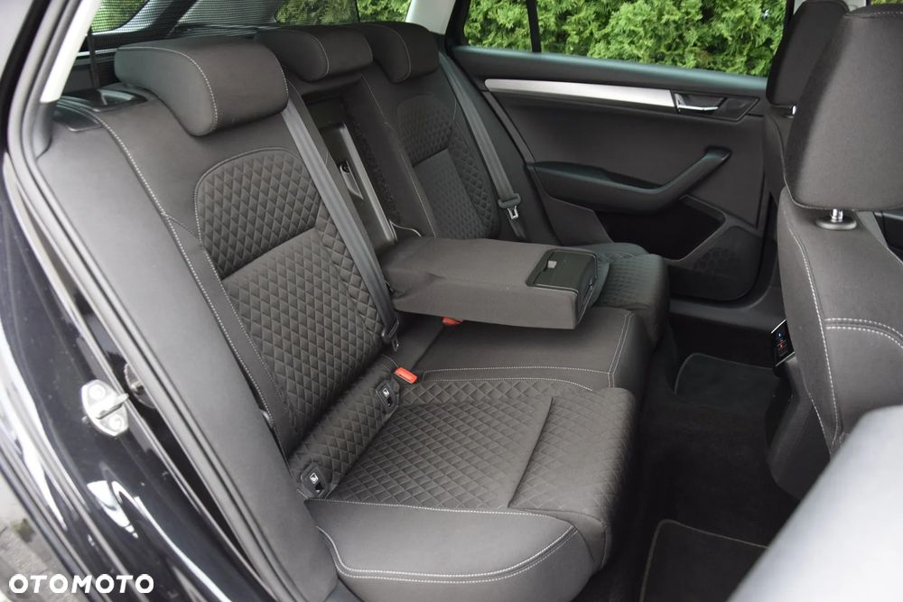 Skoda Superb 2.0 TDI 4x4 Style - 27