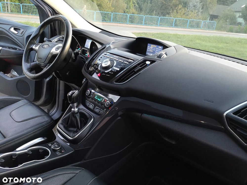 Ford Kuga 2.0 TDCi 4x4 Titanium - 10