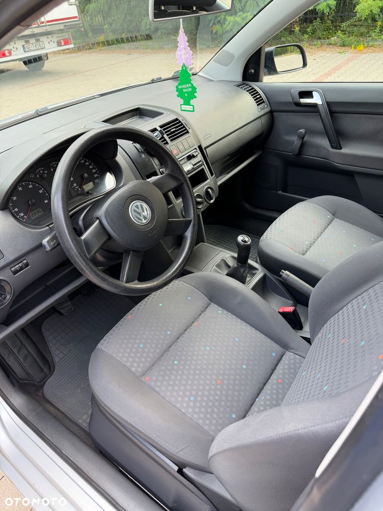 Volkswagen Polo 1.4 16V Basis - 7